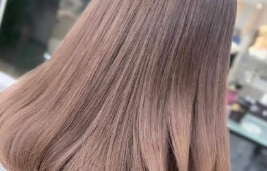 Anti-Frizz Treatments in Singapore — What Works in Humid Weather